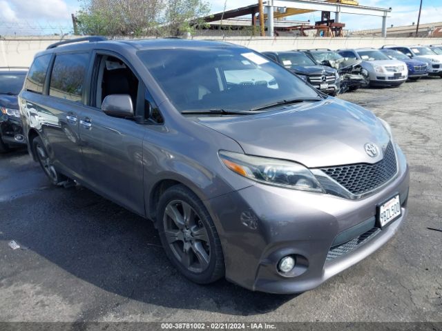 TOYOTA SIENNA 2017 5tdxz3dc4hs884446