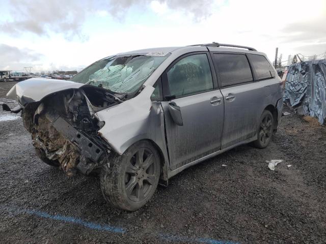 TOYOTA SIENNA SE 2017 5tdxz3dc8hs828848