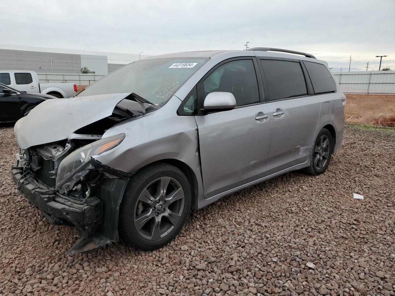 TOYOTA SIENNA 2018 5tdxz3dc9js958062