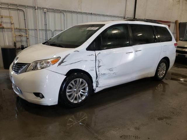 TOYOTA SIENNA XLE 2013 5tdyk3dc0ds324989