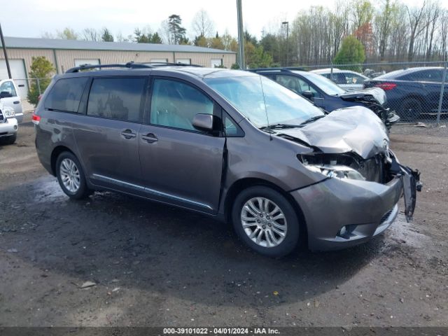 TOYOTA SIENNA 2013 5tdyk3dc0ds357071