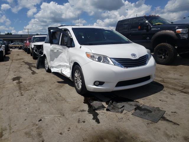 TOYOTA SIENNA XLE 2014 5tdyk3dc0es501638