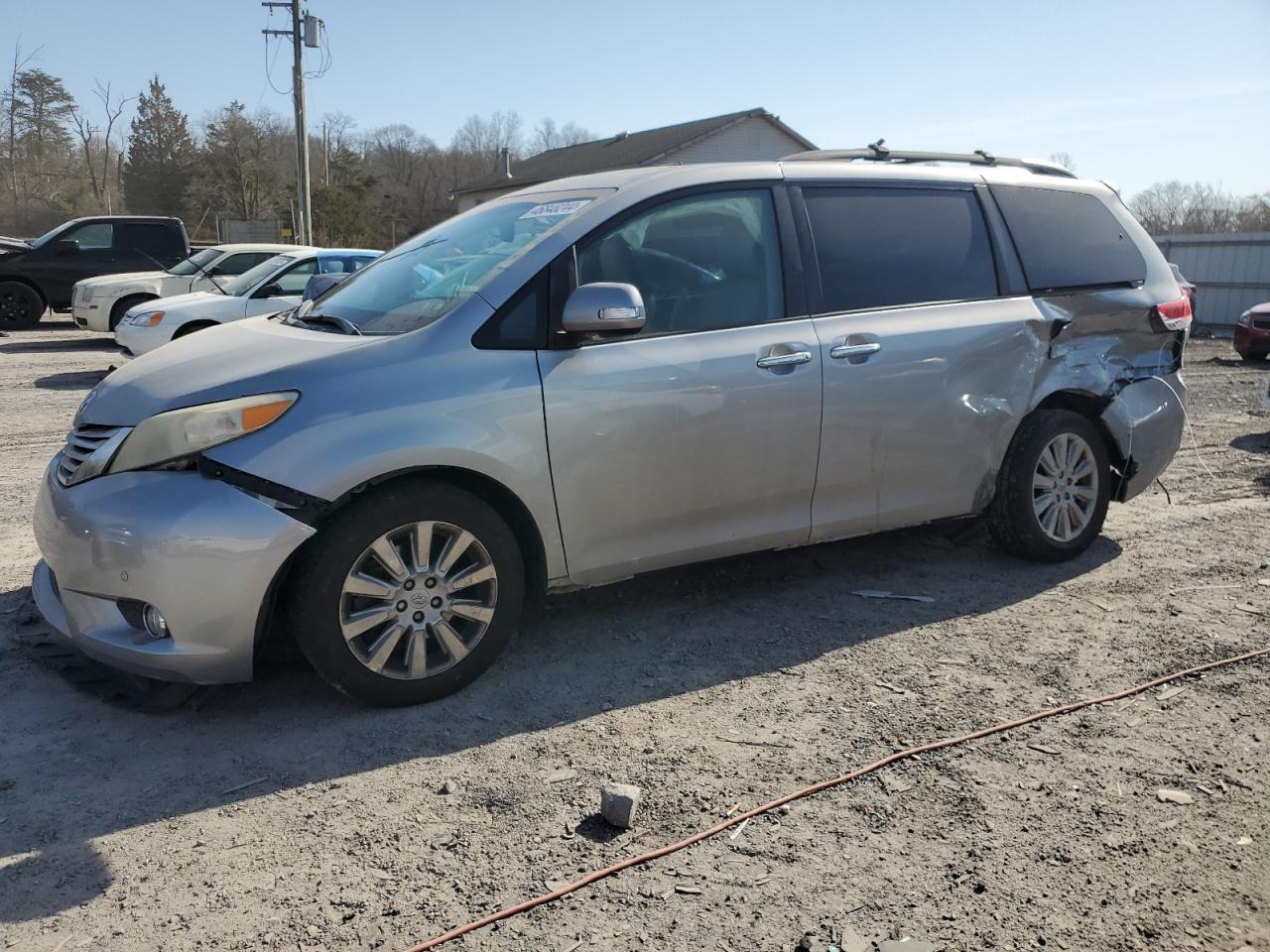 TOYOTA SIENNA 2014 5tdyk3dc0es521307