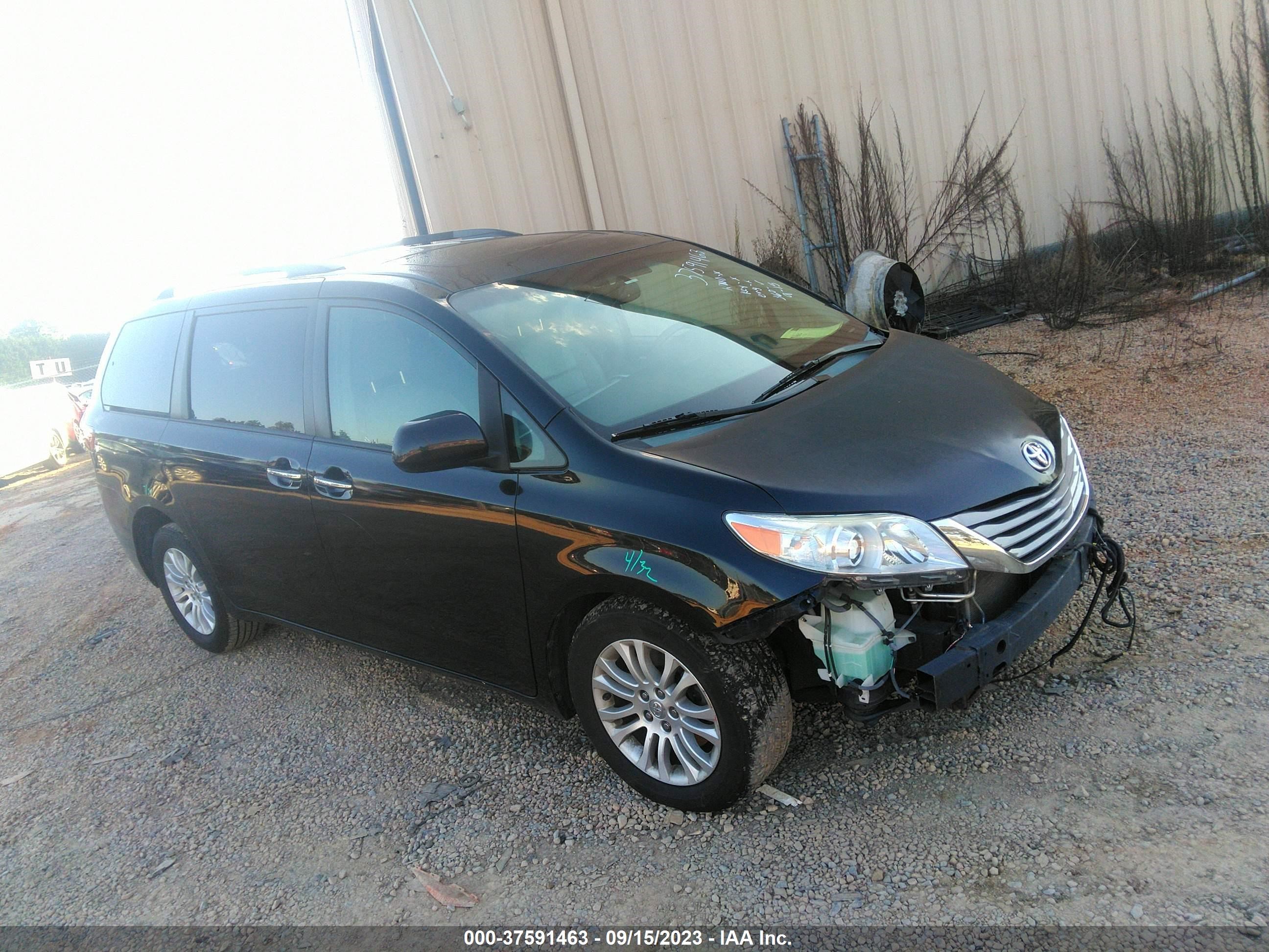 TOYOTA SIENNA 2015 5tdyk3dc0fs581184