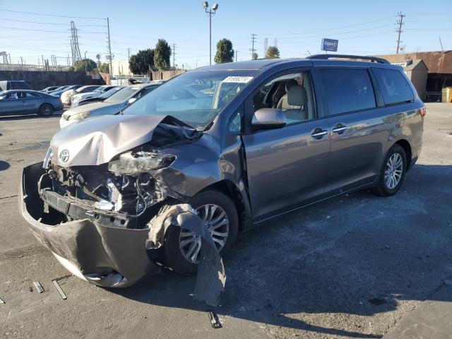 TOYOTA SIENNA XLE 2015 5tdyk3dc0fs636457