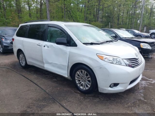 TOYOTA SIENNA 2015 5tdyk3dc0fs671256