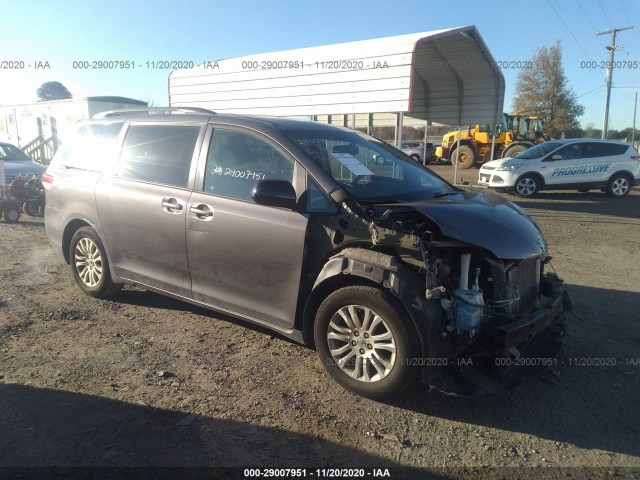 TOYOTA SIENNA 2011 5tdyk3dc1bs148810