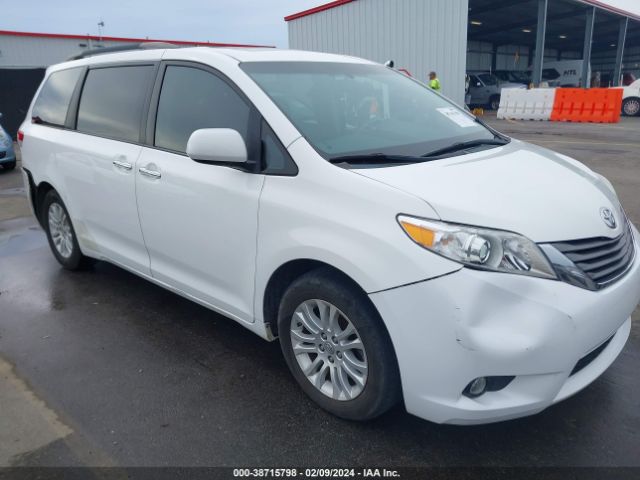 TOYOTA SIENNA 2011 5tdyk3dc1bs172072