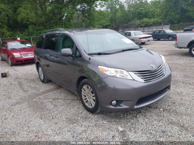 TOYOTA SIENNA 2013 5tdyk3dc1ds365115