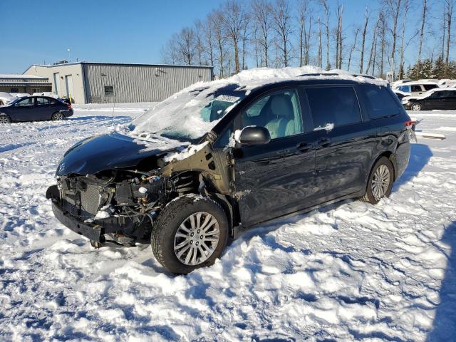 TOYOTA SIENNA XLE 2014 5tdyk3dc1es433804