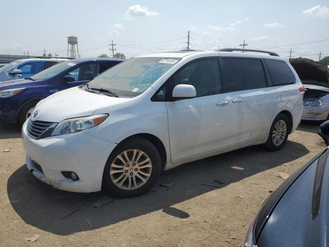 TOYOTA SIENNA XLE 2014 5tdyk3dc1es510543