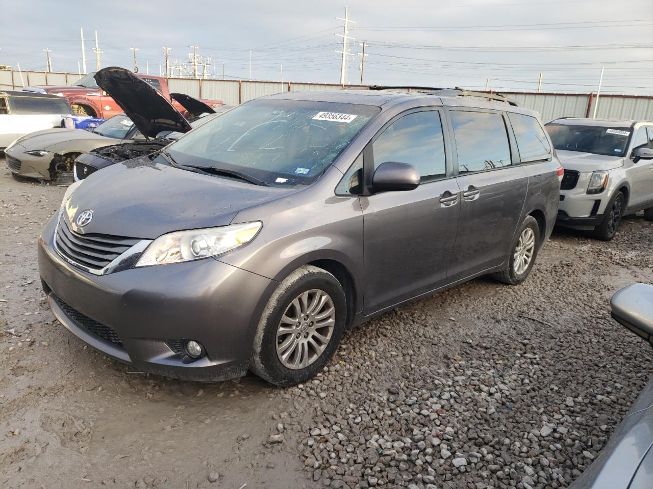 TOYOTA SIENNA 2014 5tdyk3dc1es513412