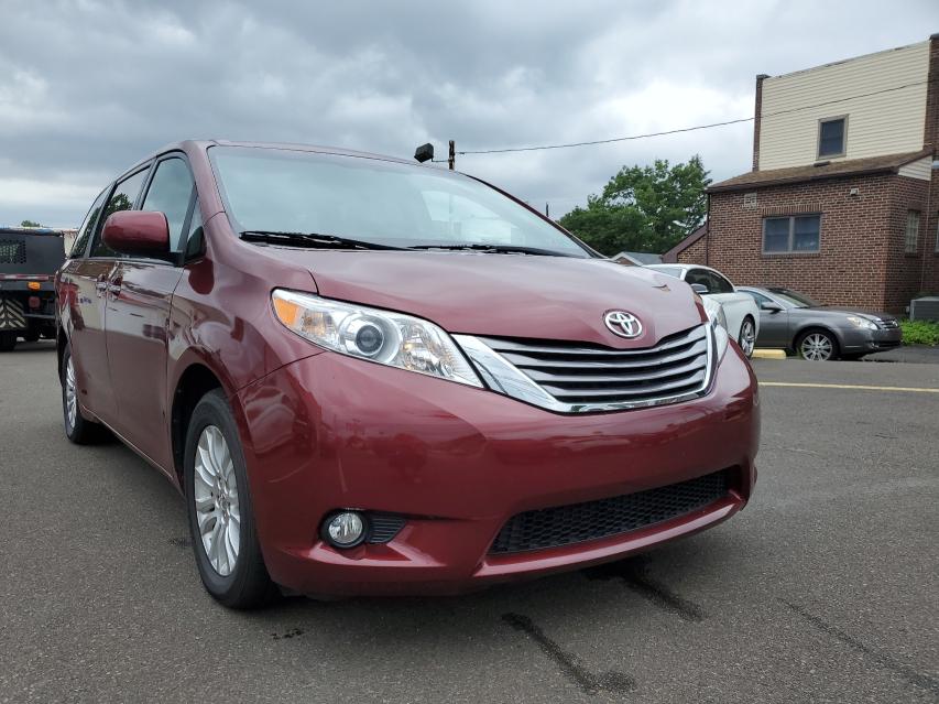 TOYOTA SIENNA XLE 2015 5tdyk3dc1fs629579