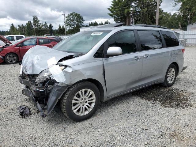 TOYOTA SIENNA XLE 2015 5tdyk3dc1fs639951