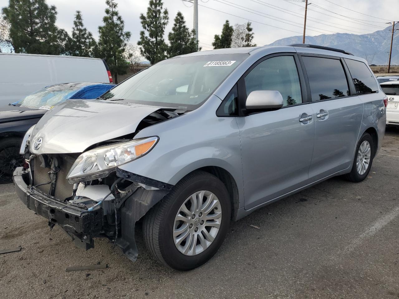 TOYOTA SIENNA 2015 5tdyk3dc1fs658788