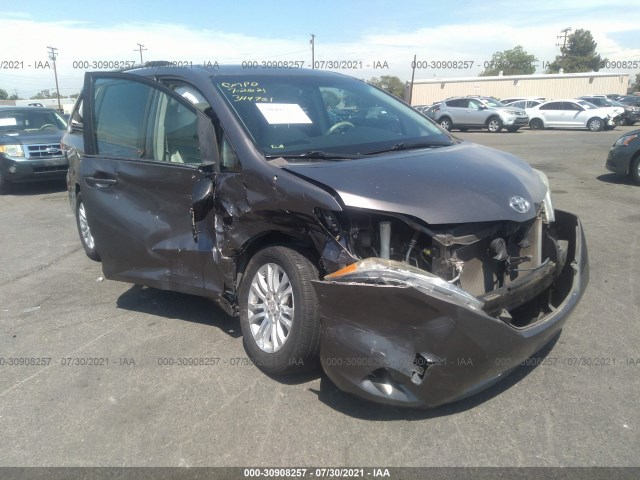 TOYOTA SIENNA 2011 5tdyk3dc2bs072319