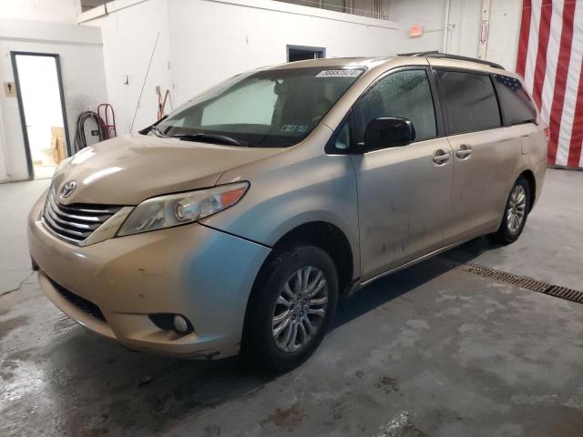 TOYOTA SIENNA XLE 2011 5tdyk3dc2bs075480