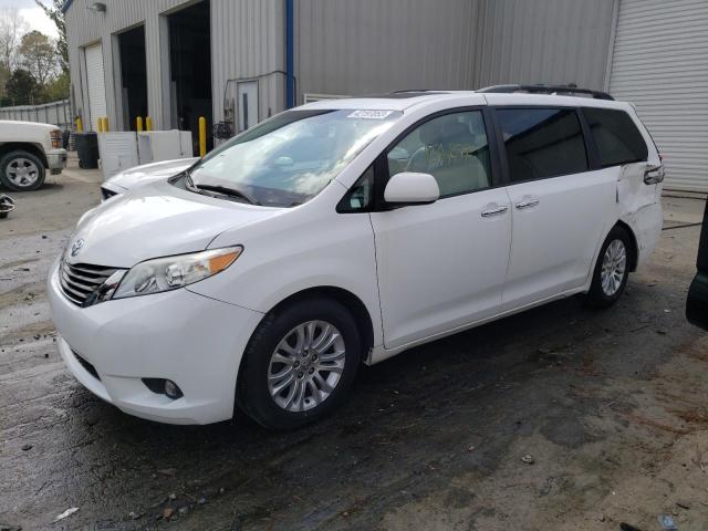 TOYOTA SIENNA XLE 2011 5tdyk3dc2bs120966