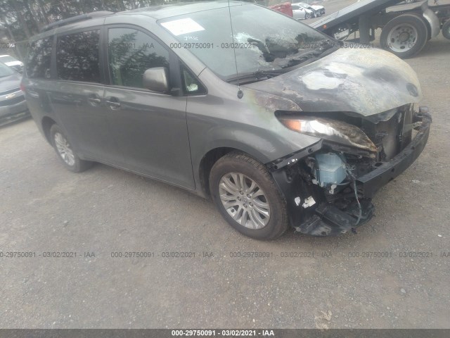 TOYOTA SIENNA 2011 5tdyk3dc2bs128470