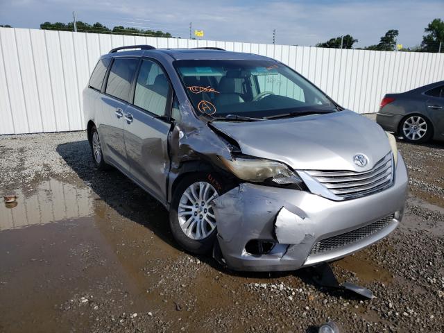 TOYOTA SIENNA XLE 2011 5tdyk3dc2bs153966