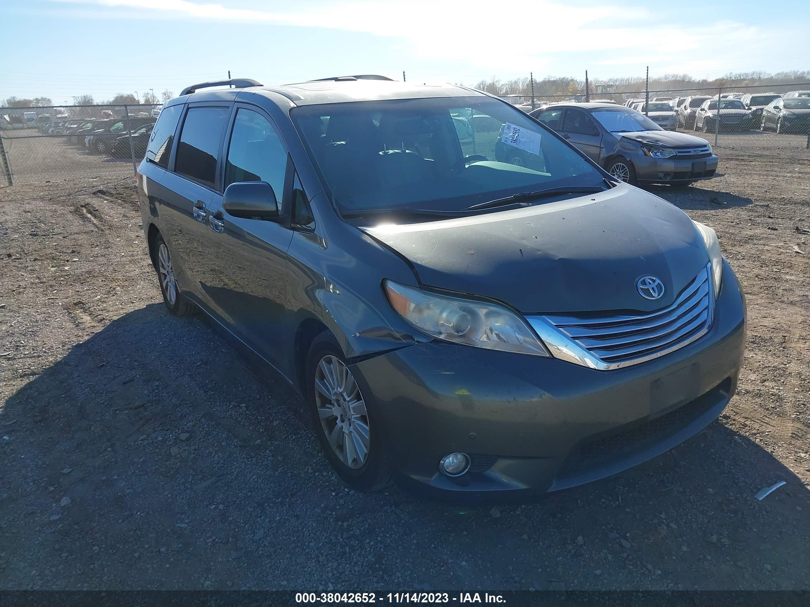 TOYOTA SIENNA 2012 5tdyk3dc2cs262235