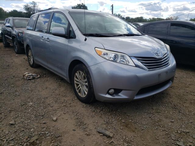 TOYOTA SIENNA XLE 2013 5tdyk3dc2ds295429