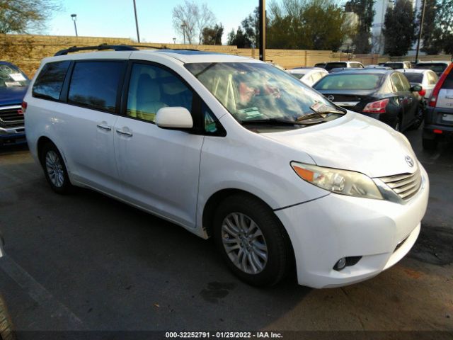 TOYOTA SIENNA 2013 5tdyk3dc2ds360988