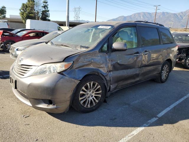 TOYOTA SIENNA XLE 2013 5tdyk3dc2ds393182