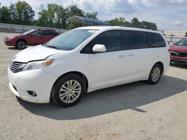 TOYOTA SIENNA XLE 2013 5tdyk3dc2ds405394