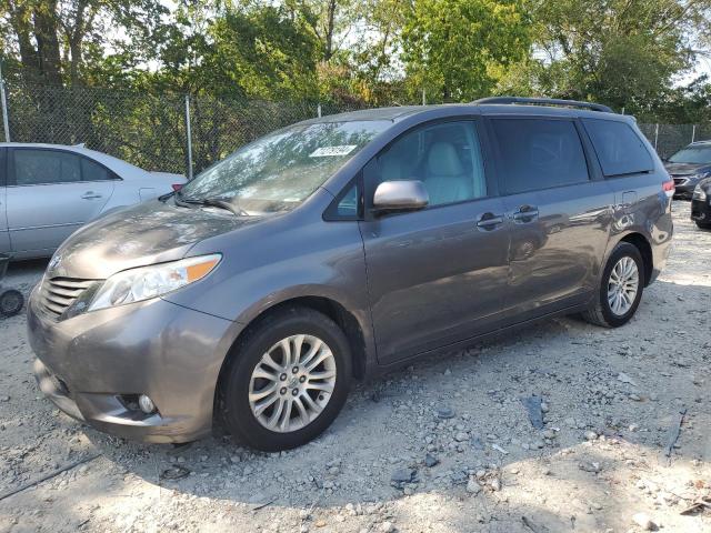 TOYOTA SIENNA XLE 2014 5tdyk3dc2es431933