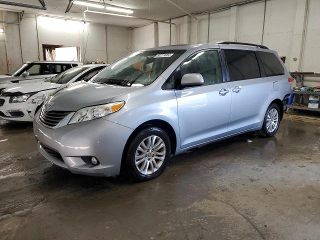 TOYOTA SIENNA XLE 2014 5tdyk3dc2es525388