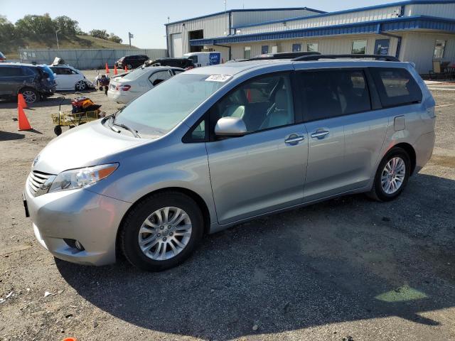 TOYOTA SIENNA XLE 2015 5tdyk3dc2fs532102