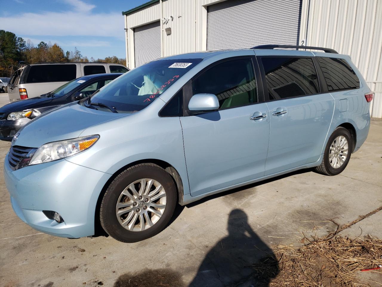 TOYOTA SIENNA 2015 5tdyk3dc2fs544038