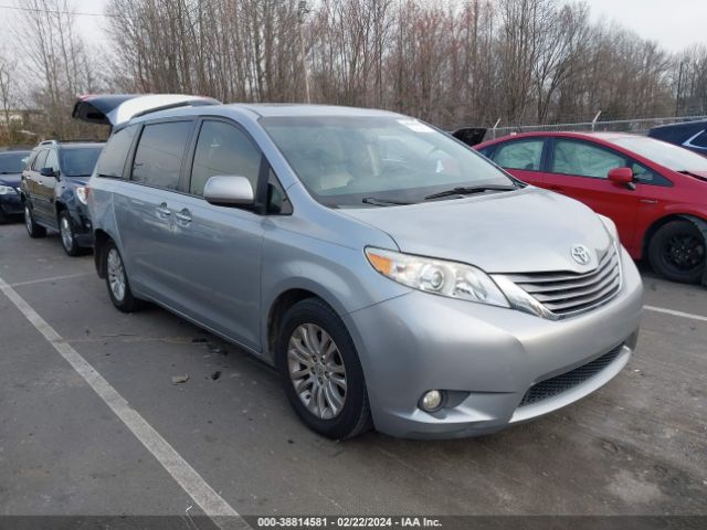 TOYOTA SIENNA 2015 5tdyk3dc2fs623189