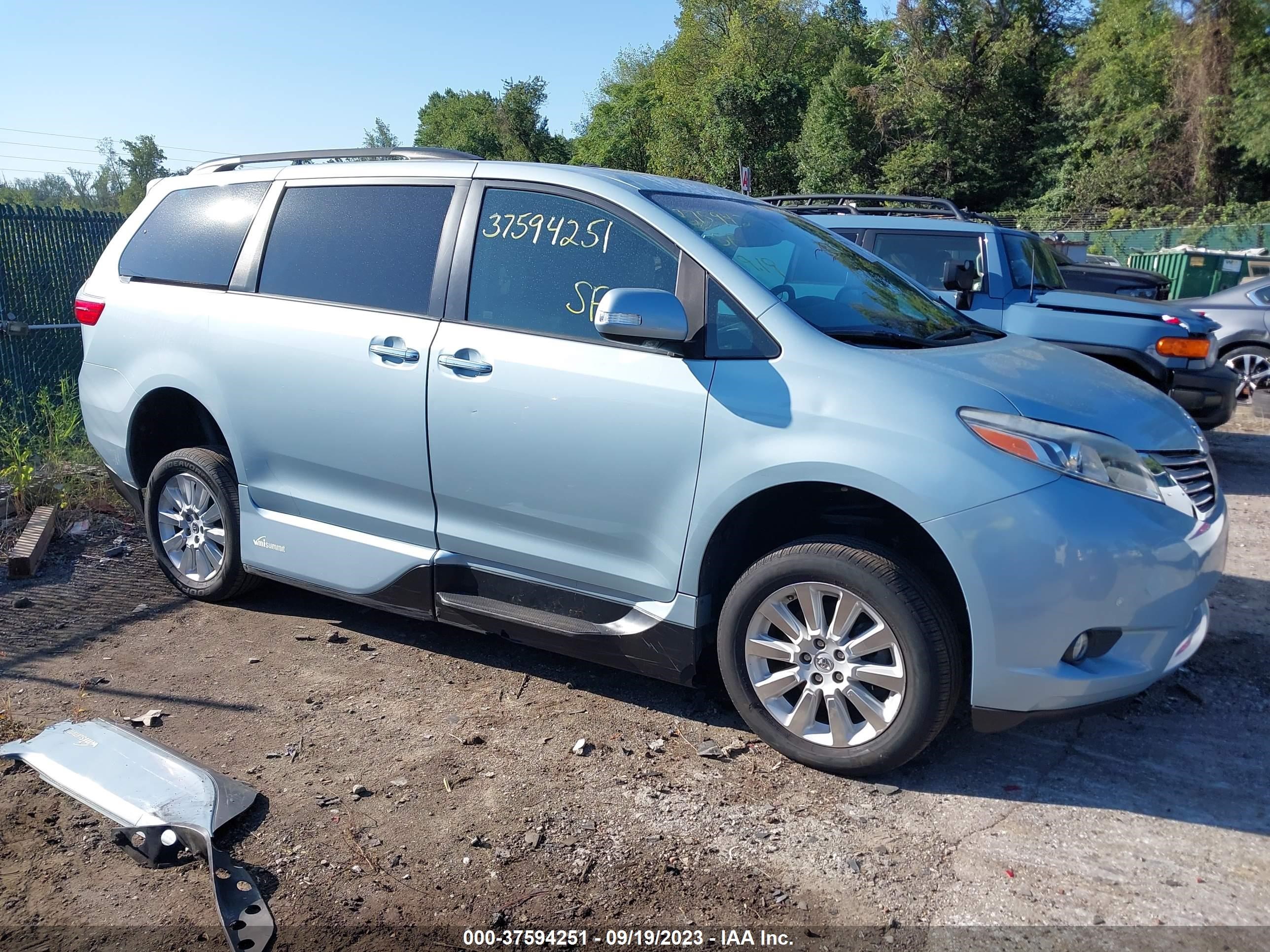 TOYOTA SIENNA 2015 5tdyk3dc2fs631762