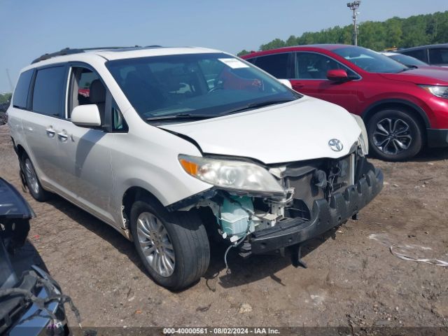 TOYOTA SIENNA 2015 5tdyk3dc2fs634953