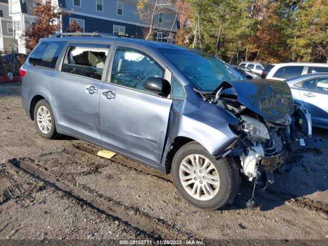 TOYOTA SIENNA 2015 5tdyk3dc2fs670500