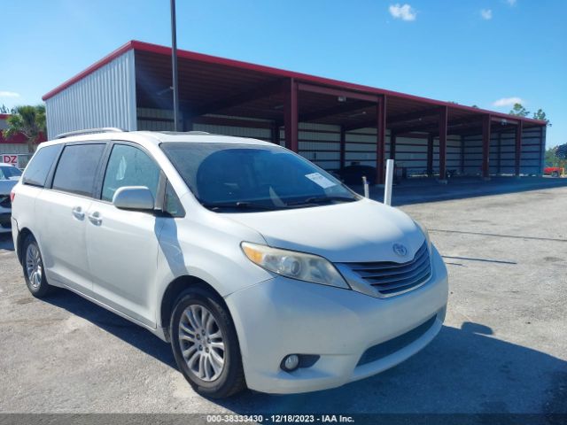 TOYOTA SIENNA 2015 5tdyk3dc2fs681836