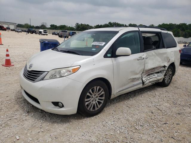 TOYOTA SIENNA XLE 2016 5tdyk3dc2gs702198