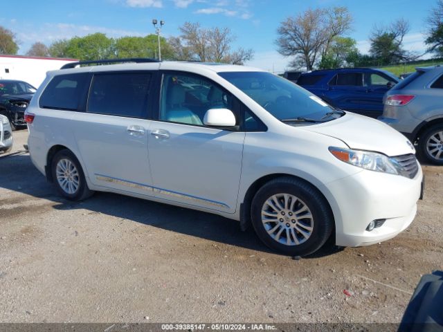 TOYOTA SIENNA 2016 5tdyk3dc2gs753667