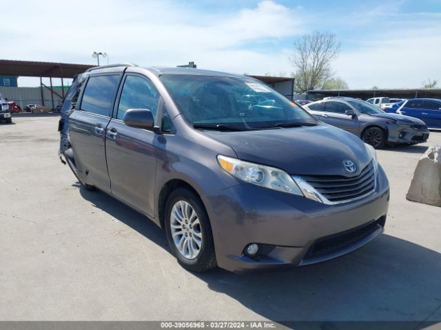 TOYOTA SIENNA 2011 5tdyk3dc3bs020438