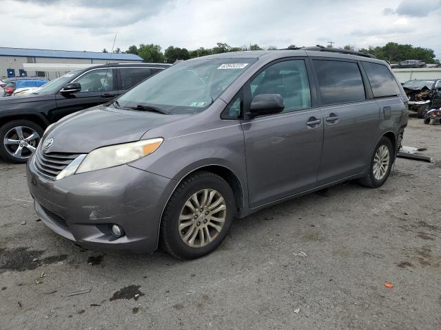 TOYOTA SIENNA XLE 2011 5tdyk3dc3bs022884