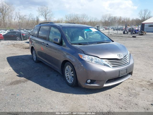 TOYOTA SIENNA 2011 5tdyk3dc3bs080204