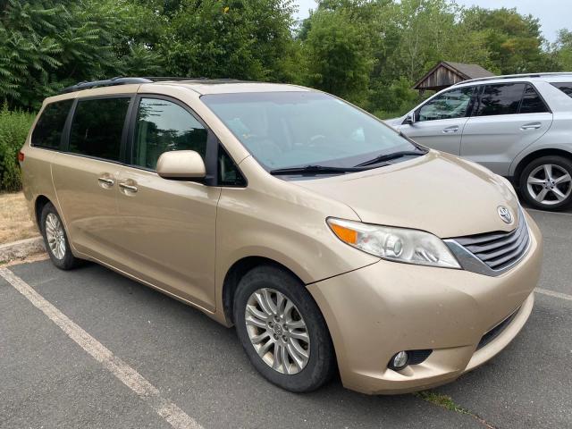 TOYOTA SIENNA XLE 2011 5tdyk3dc3bs153166