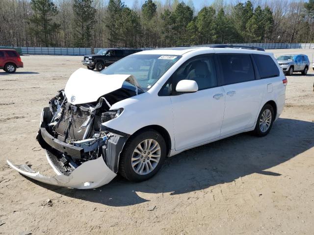 TOYOTA SIENNA XLE 2011 5tdyk3dc3bs165432