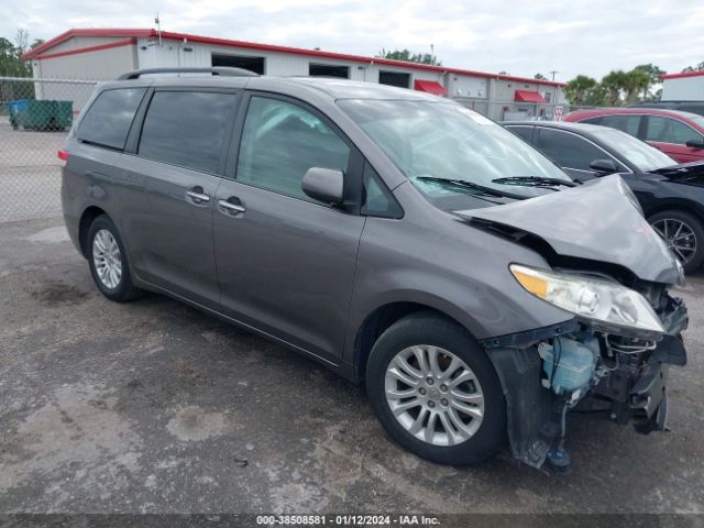 TOYOTA SIENNA 2011 5tdyk3dc3bs166452