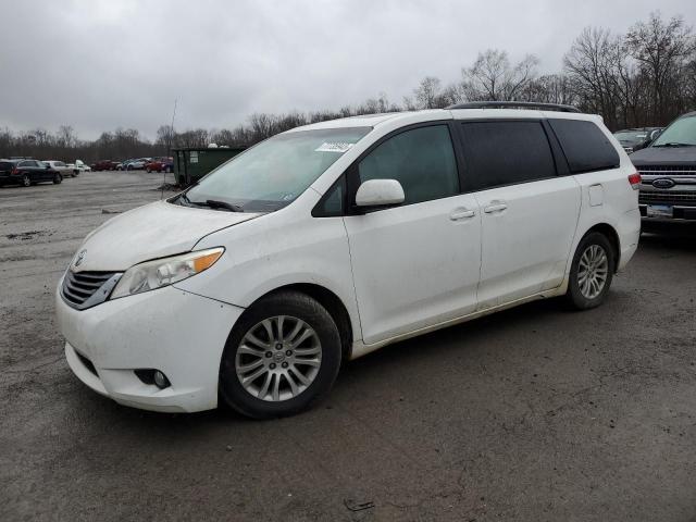 TOYOTA SIENNA XLE 2013 5tdyk3dc3ds377850