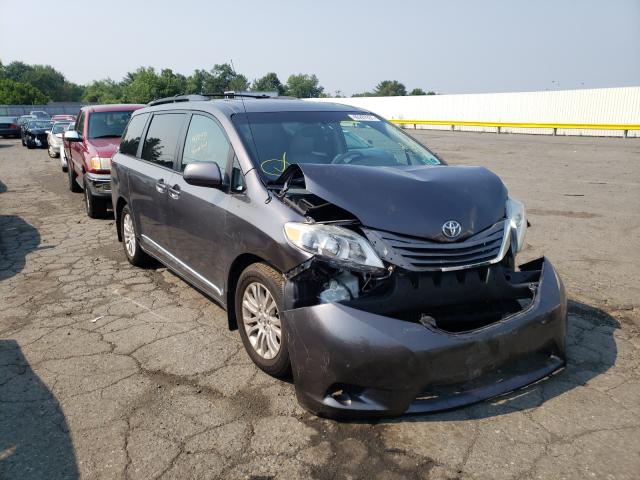 TOYOTA SIENNA XLE 2013 5tdyk3dc3ds388461