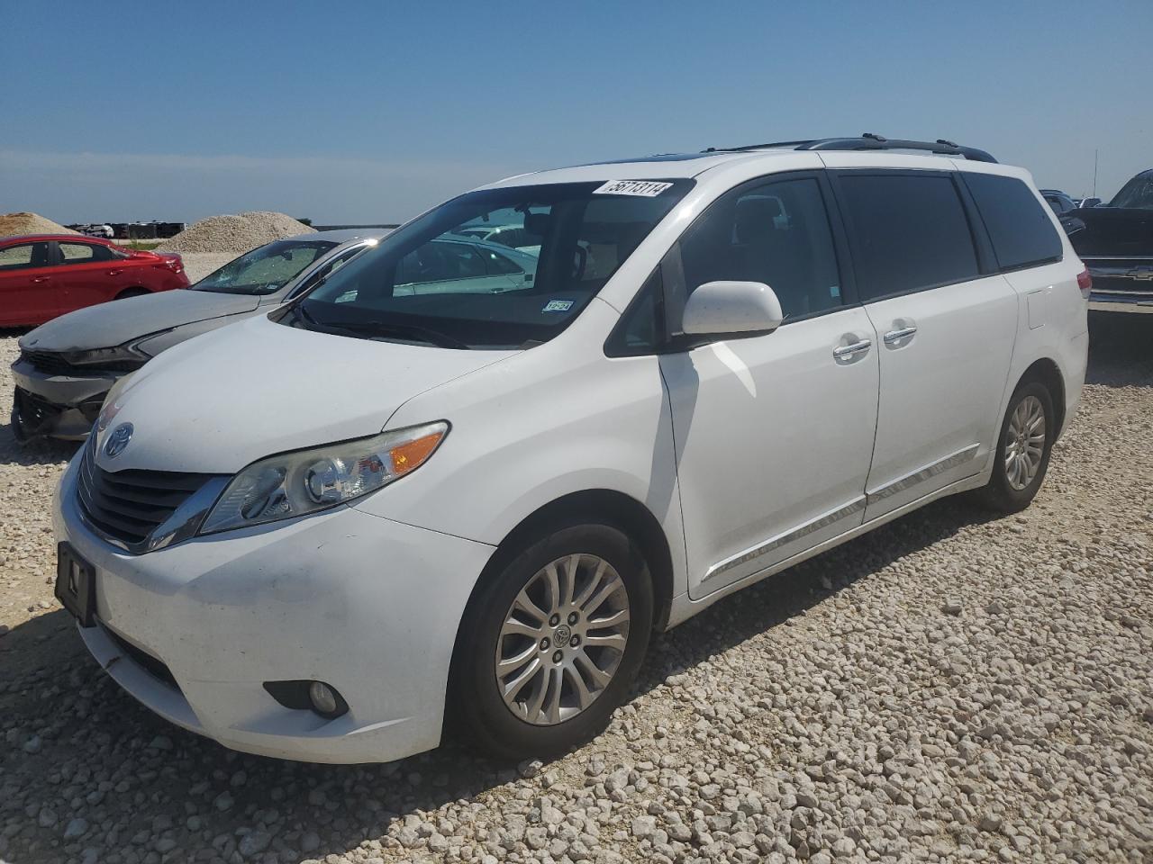 TOYOTA SIENNA 2014 5tdyk3dc3es432086