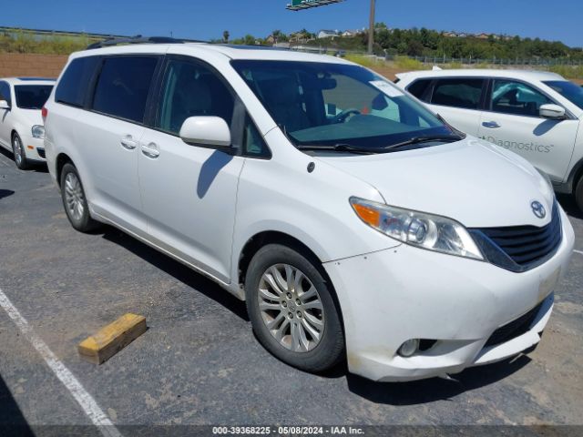 TOYOTA SIENNA 2014 5tdyk3dc3es446781